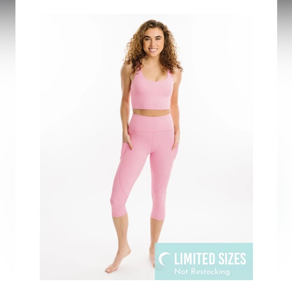 Zyia Prism Pink Light n Tight Hi-rise crop 17” RC